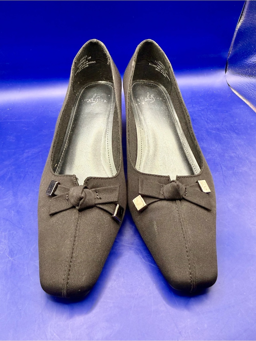 LifeStride Joyful Black Fabric Bow Low Block Heel Pumps Size 6M